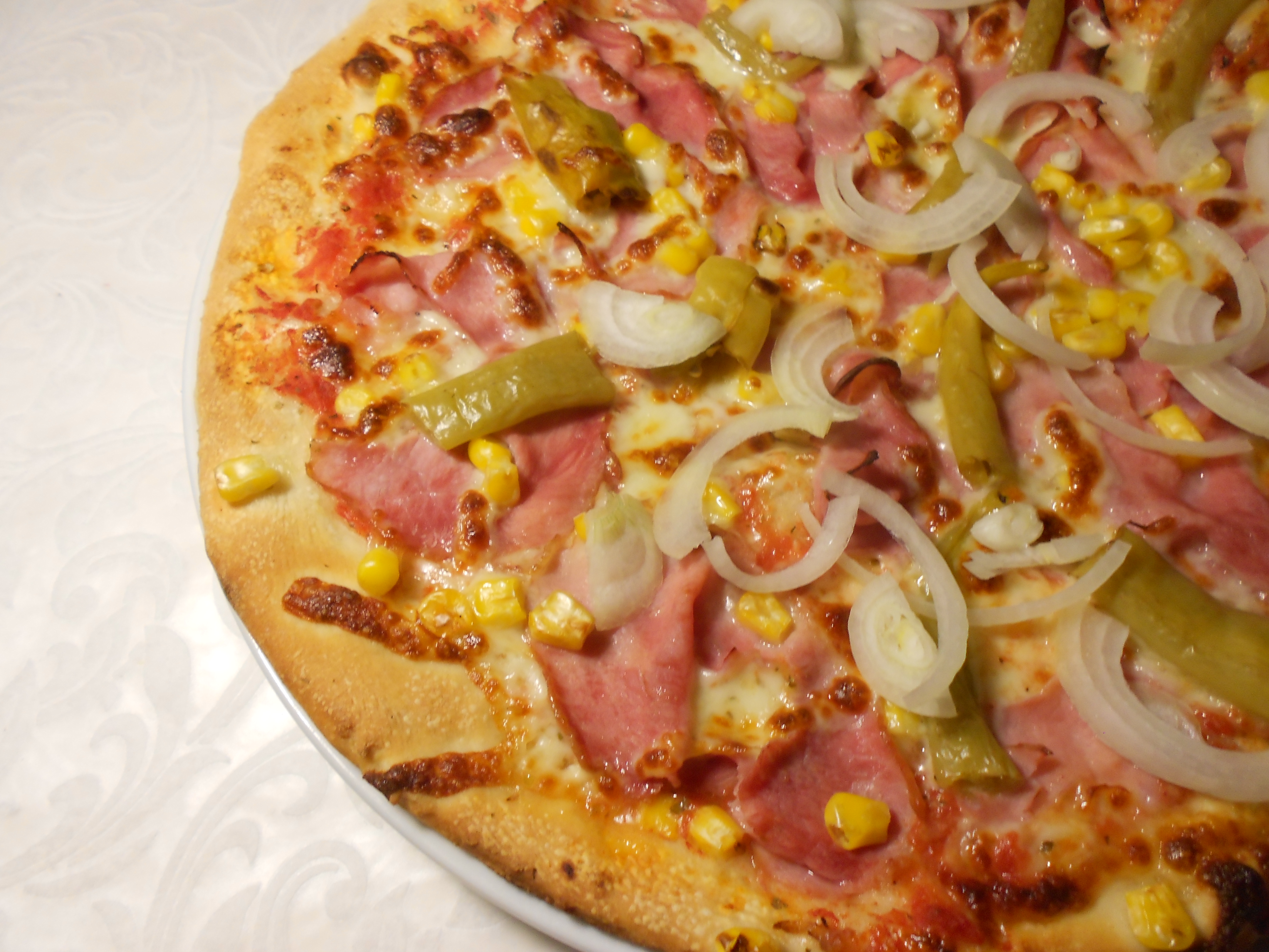9. Pizza Amadeus